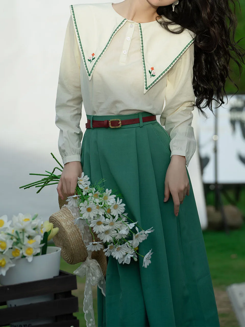 2PS Green Embroidered Overlap Collar Shirt And Swing Skirt Suit