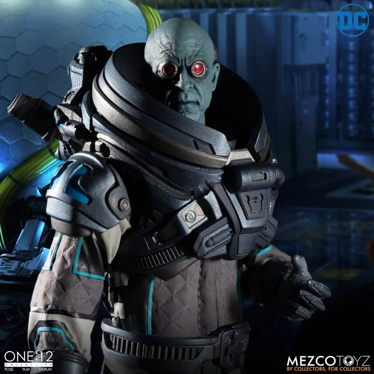 DC Comics Mezco One:12 Collective Deluxe Mr. Freeze