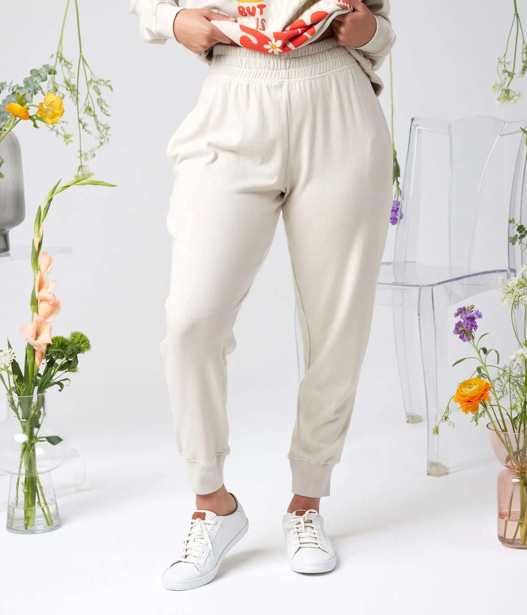 Everly Pant in Taupe