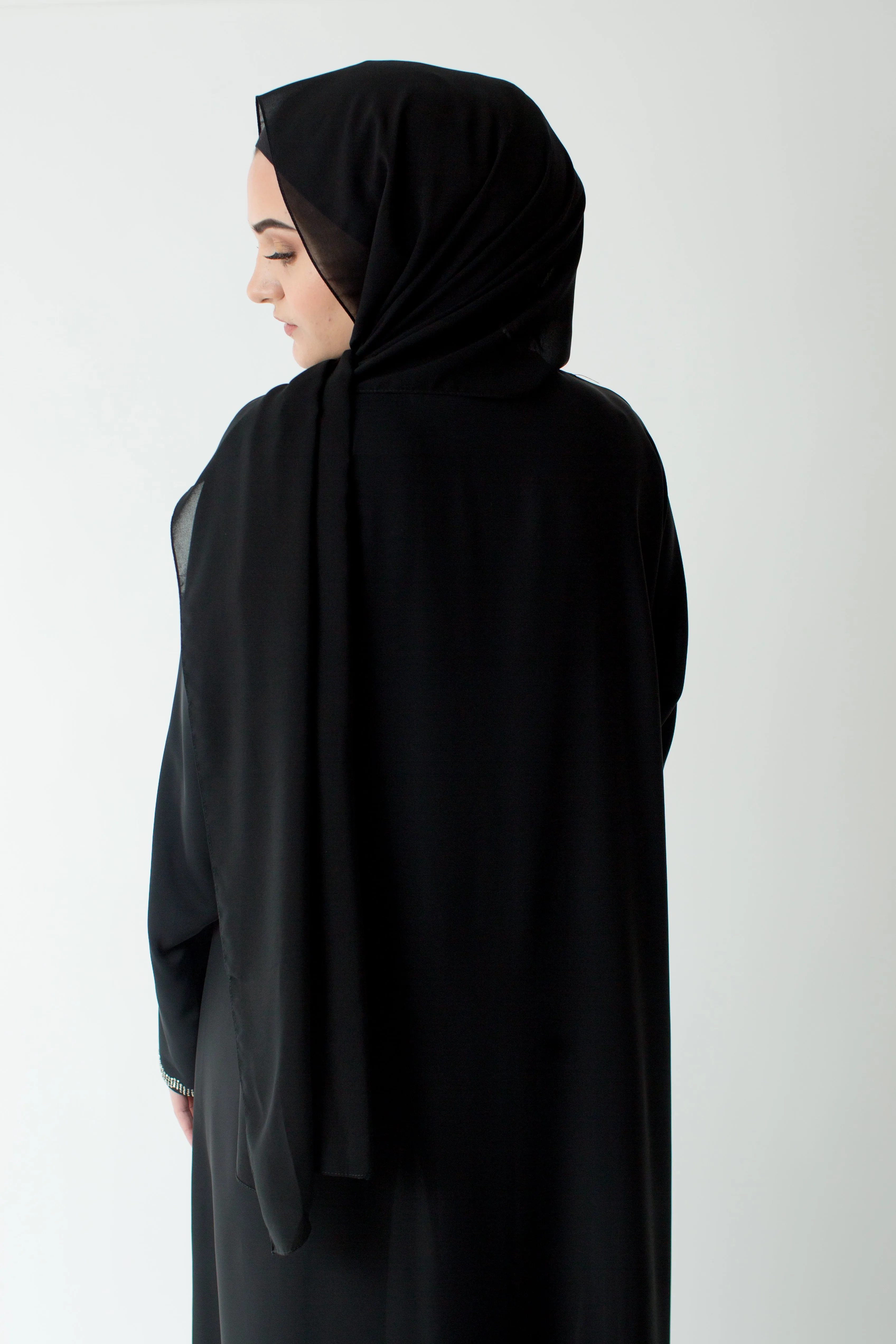 Farah Closed Abaya