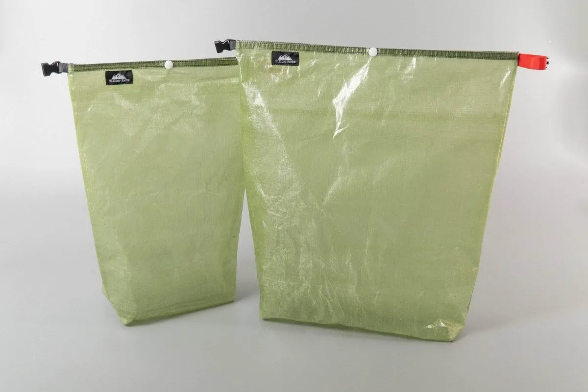 Food Bag (Bear Bag) with Hanging Kit (DYNEEMA)