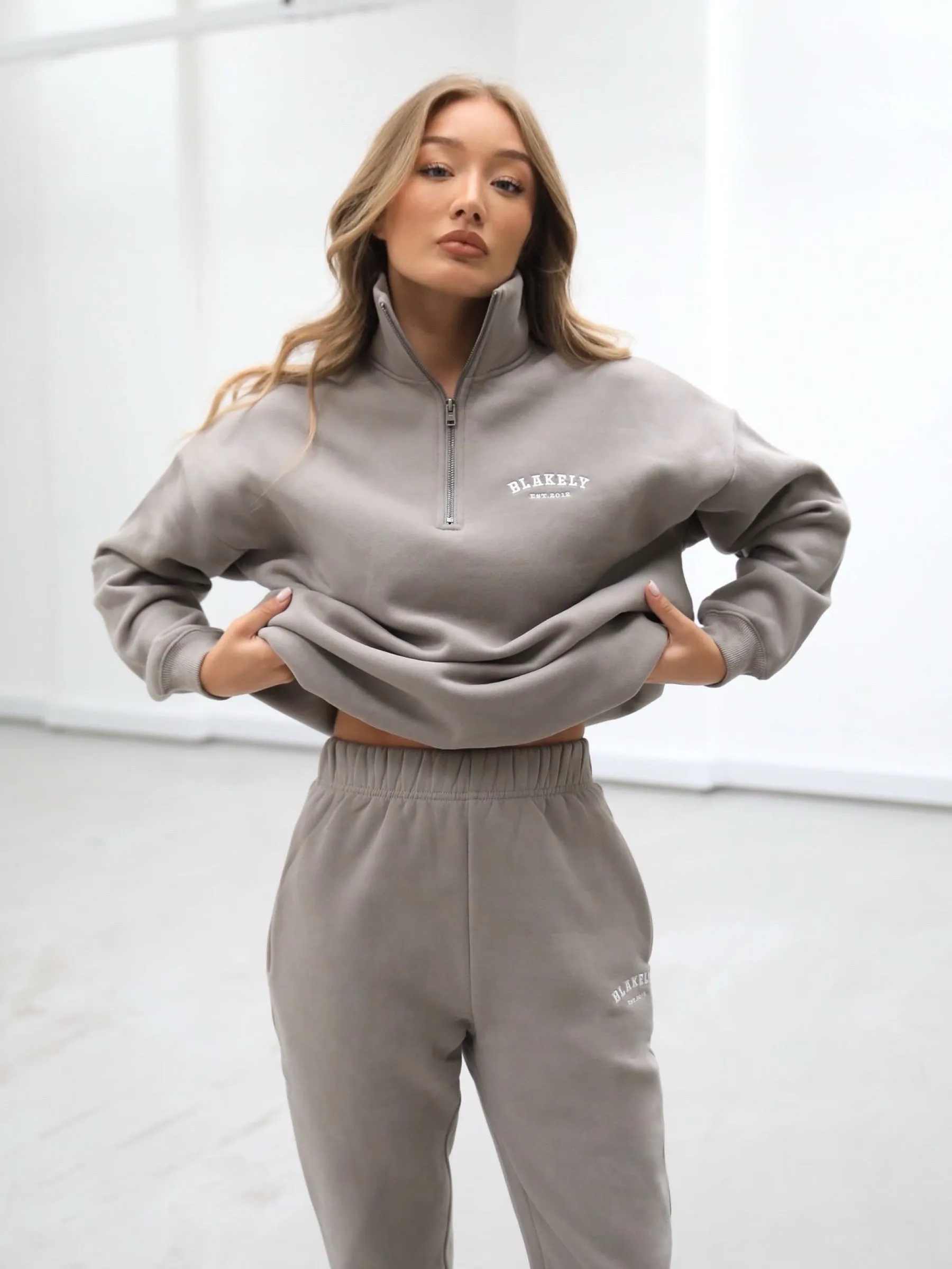 Heritage 1/4 Zip Jumper - Neutral Grey