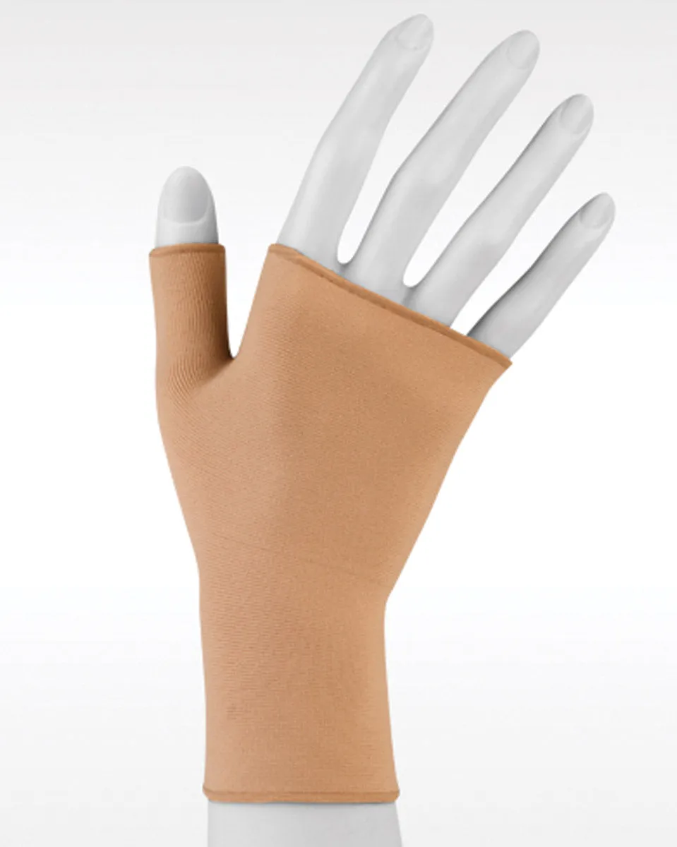 Juzo Soft 2002AC Gauntlet with Thumb Stub 30-40mmHg