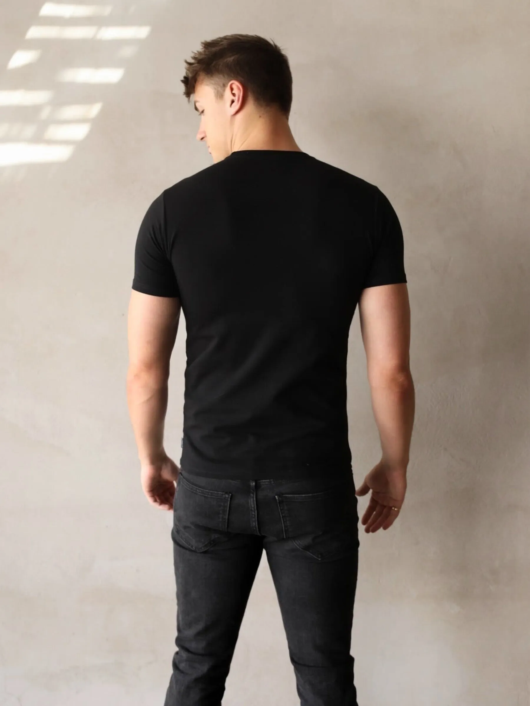 Series T-Shirt - Black