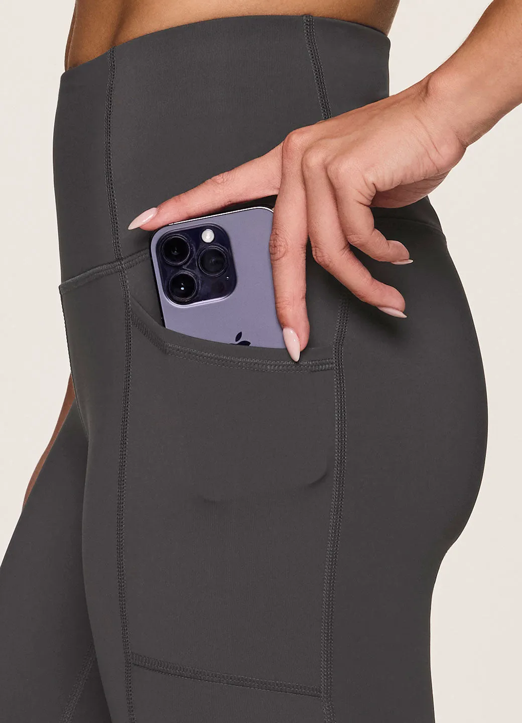 Tech Flex Ultra Hold Capri